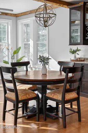 $999,900 | 21 Saw Mill Court, Wilton, NY 12866