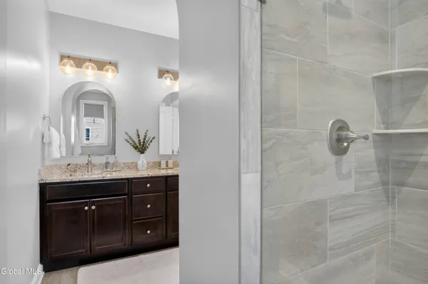 $999,900 | 21 Saw Mill Court, Wilton, NY 12866