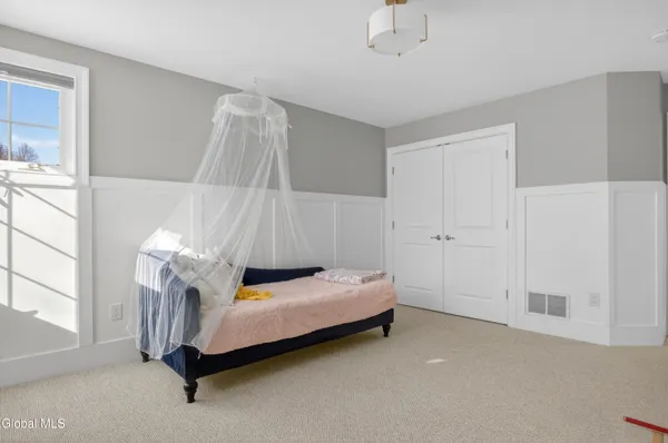 $999,900 | 21 Saw Mill Court, Wilton, NY 12866