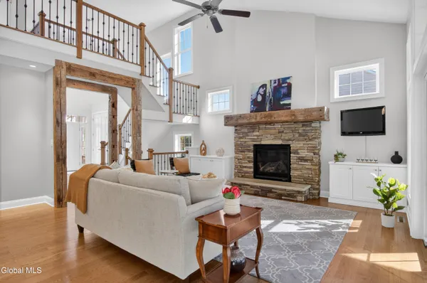 $999,900 | 21 Saw Mill Court, Wilton, NY 12866