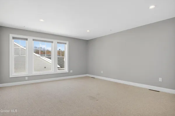 $999,900 | 21 Saw Mill Court, Wilton, NY 12866