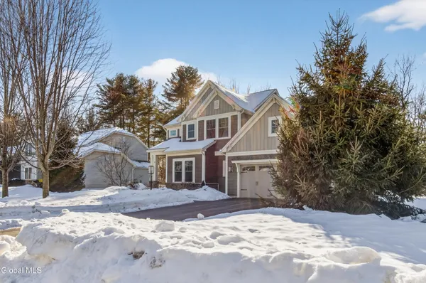 $999,900 | 21 Saw Mill Court, Wilton, NY 12866