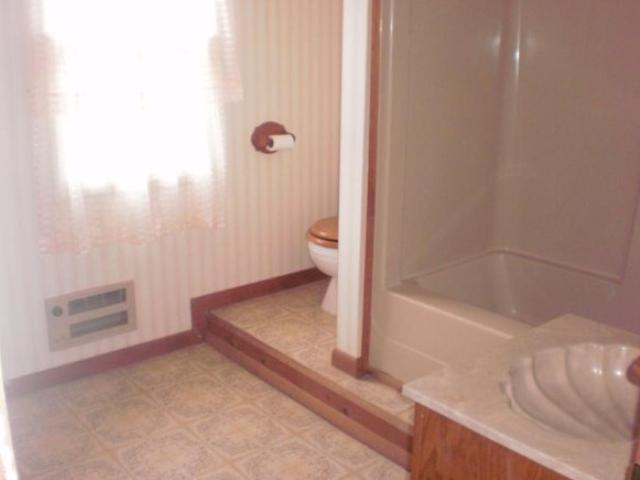 220 Ridge Road Springfield, OH 45503 - Photo 10 of 13