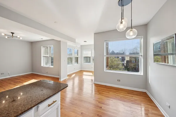 $235,000 | 4907 North Lawndale Avenue, Unit 2, Chicago, IL 60625