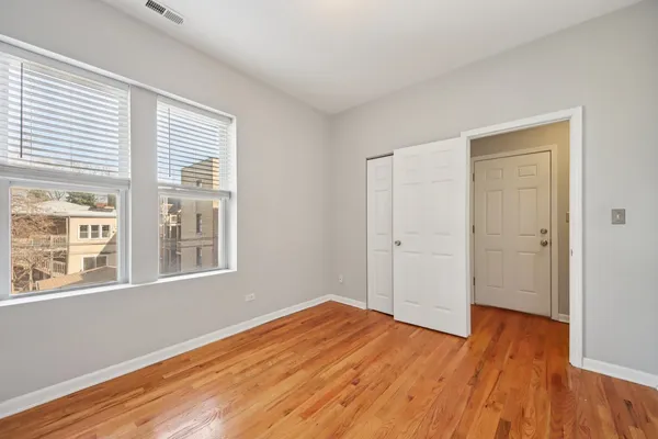 $235,000 | 4907 North Lawndale Avenue, Unit 2, Chicago, IL 60625
