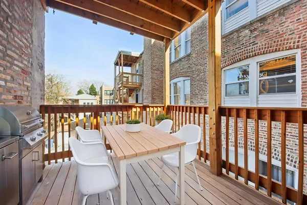 $235,000 | 4907 North Lawndale Avenue, Unit 2, Chicago, IL 60625