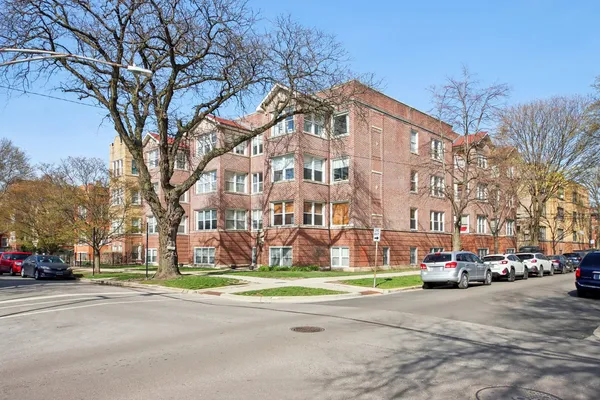 $235,000 | 4907 North Lawndale Avenue, Unit 2, Chicago, IL 60625