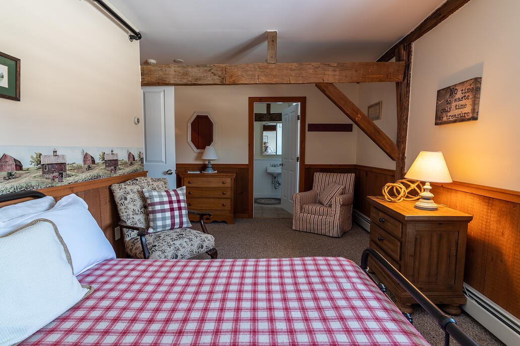 9-10 Tranquility Lane Stratton, ME 04982 - Photo 81 of 108 Guest Room 8