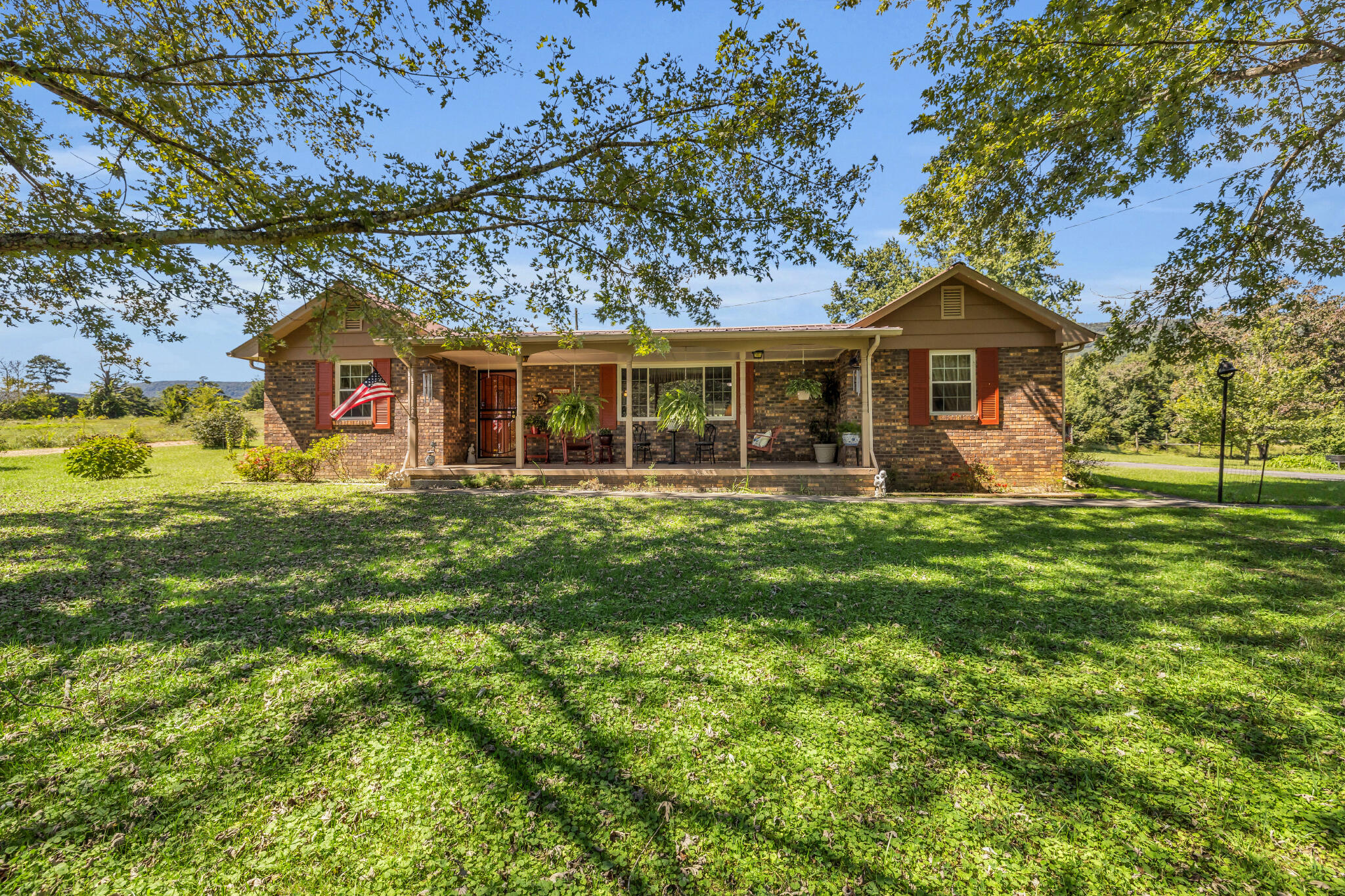 2258 West Cove Road Chickamauga, GA 30707 - Photo 2 of 45 4A8A2218