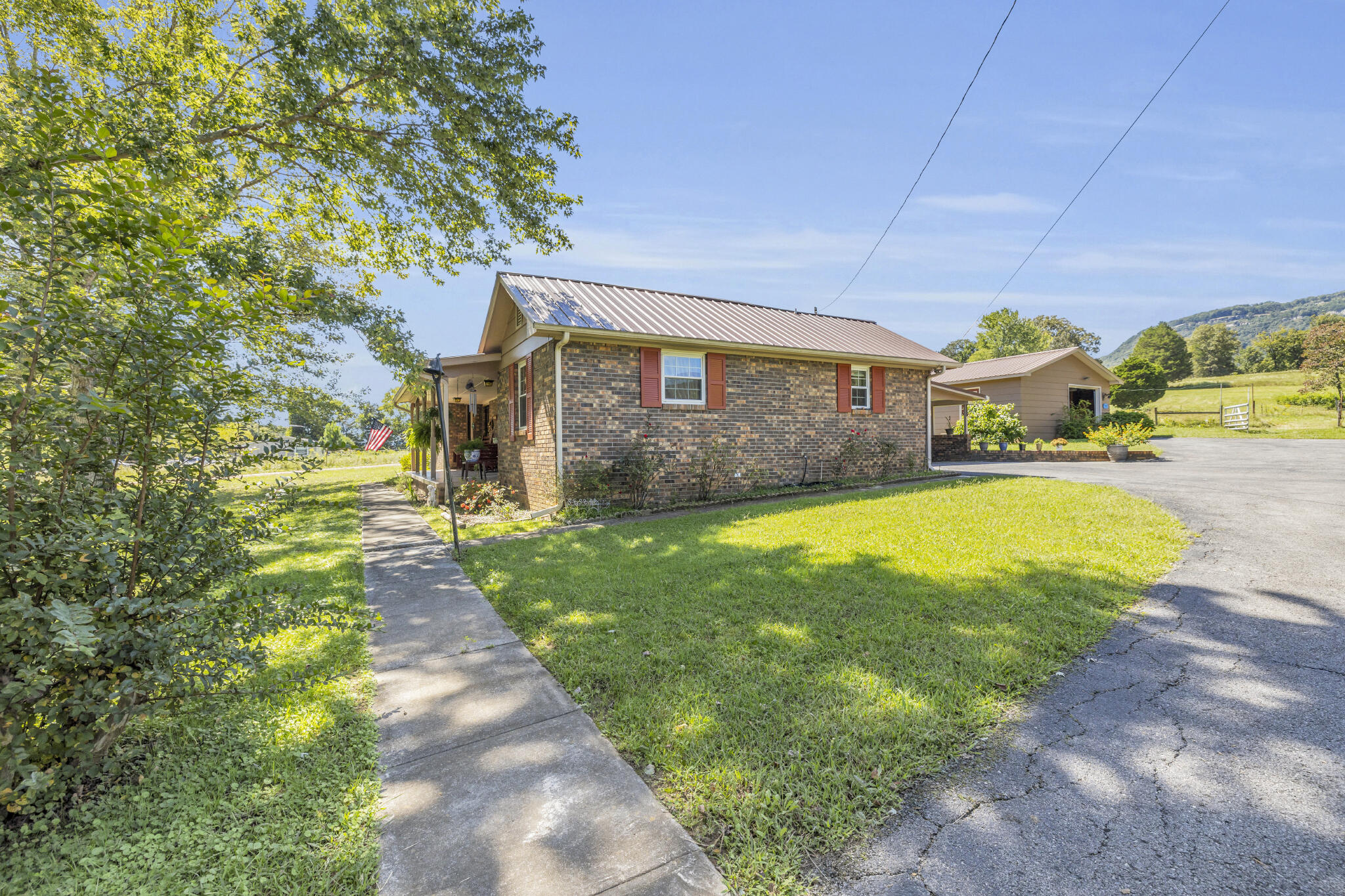 2258 West Cove Road Chickamauga, GA 30707 - Photo 7 of 45 4A8A2229