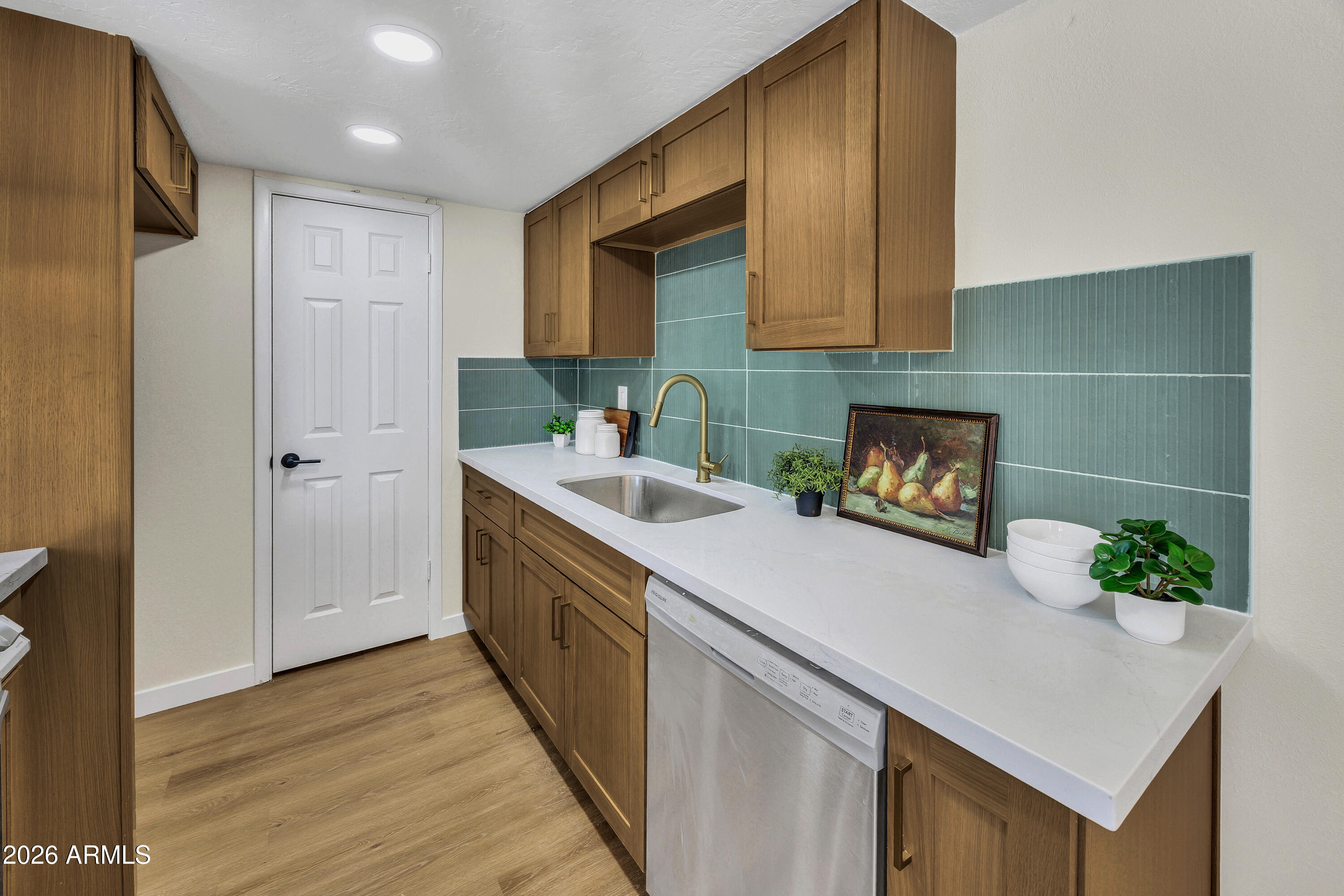 948 South Alma School Road, Unit 34 Mesa, AZ 85210 - Photo 10 of 25 NCP19076