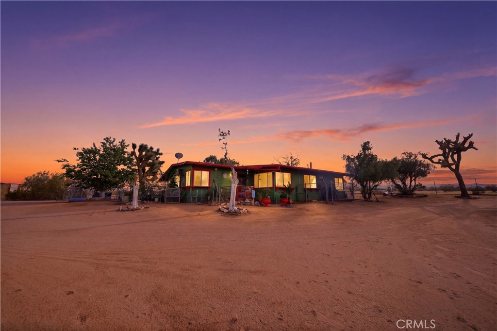 60153 Stearman Road Landers, CA 92285 - Photo 2 of 26