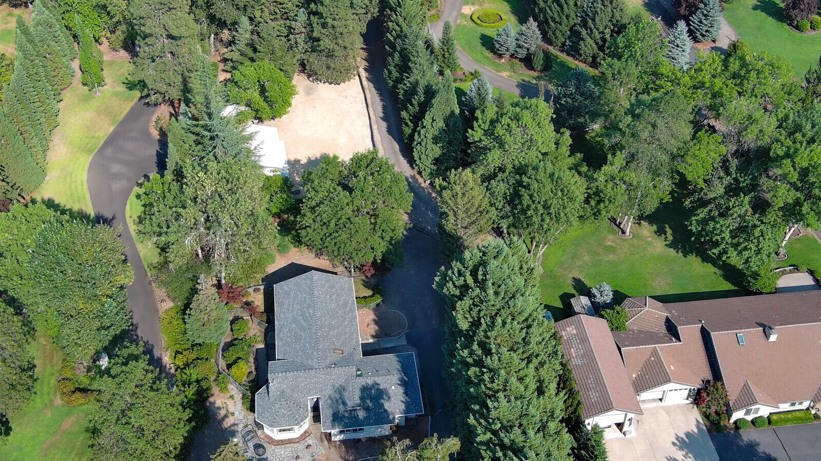 359 Rene Drive Shady Cove, OR 97539 - Photo 46 of 67 25_rd_25_mls