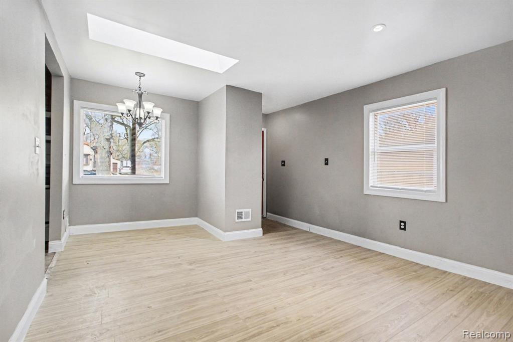 27025 Notre Dame Street Inkster, MI 48141 - Photo 7 of 27