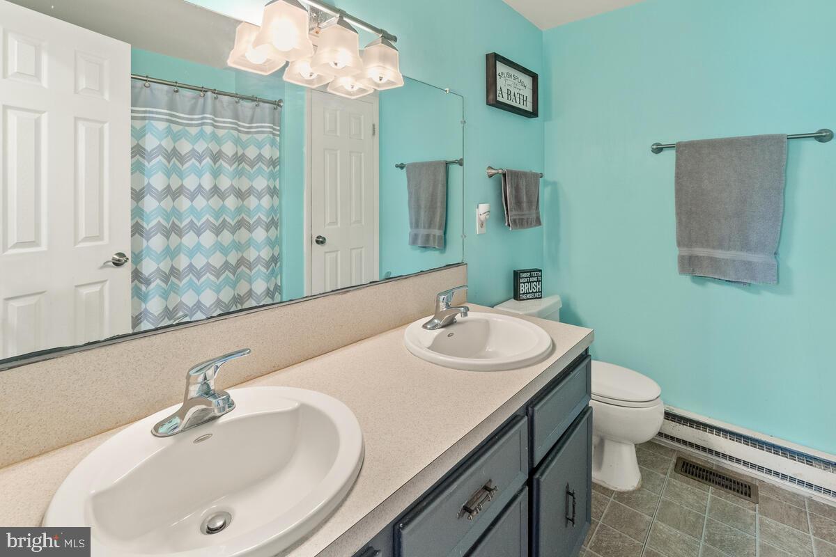 11810 Renner Road Keymar, MD 21757 - Photo 25 of 68 Hall bath