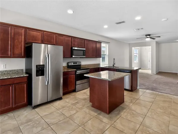 $2,350 | 17520 Butterfly Pea Court, Clermont, FL 34714