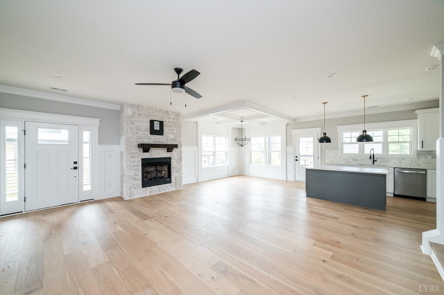 1103 North Westyn Loop Forest, VA 24551 - Photo 4 of 72