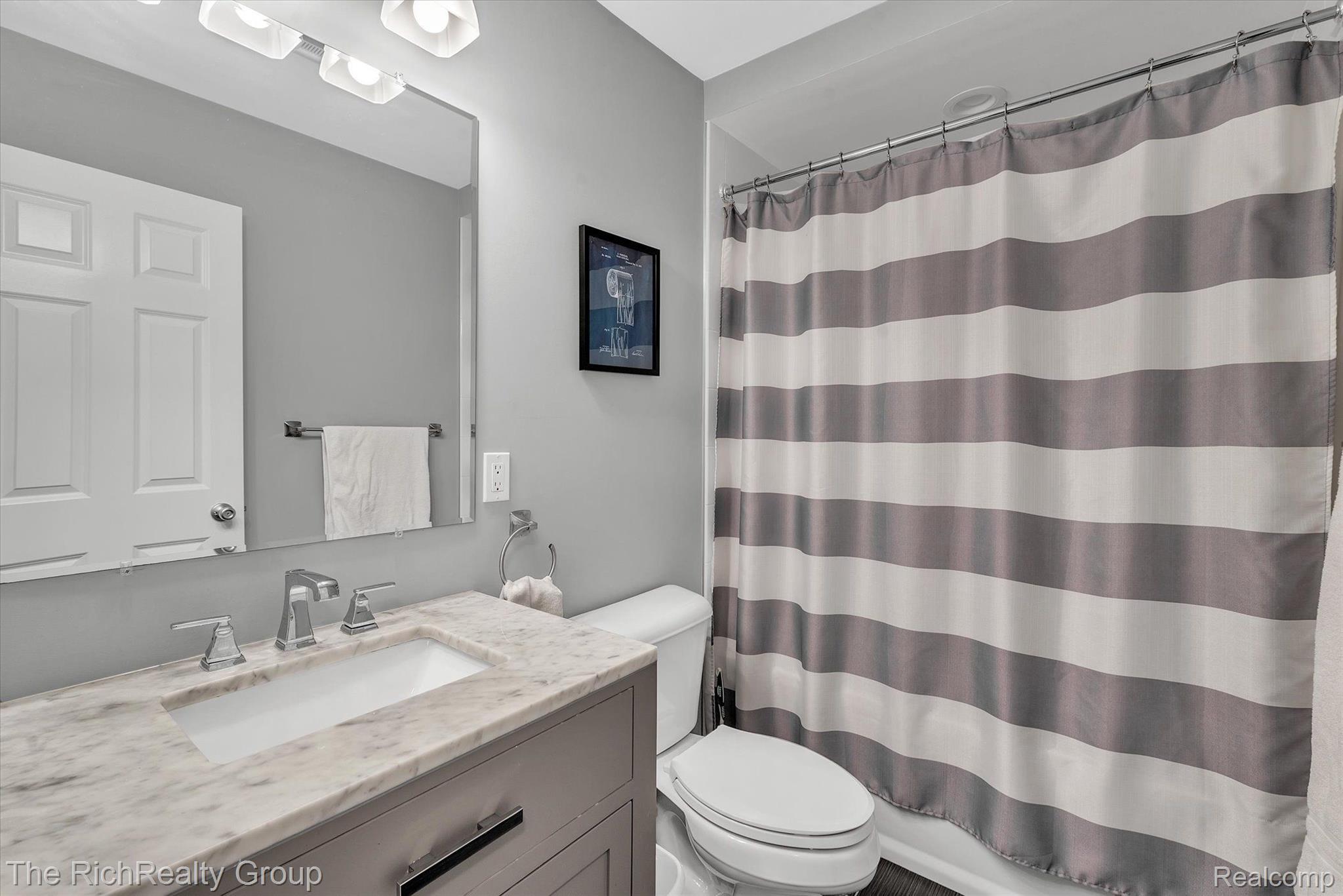 765 Kirkton Court Rochester, MI 48307 - Photo 16 of 24 HomeCraft Team - 765 Kirkton Ct