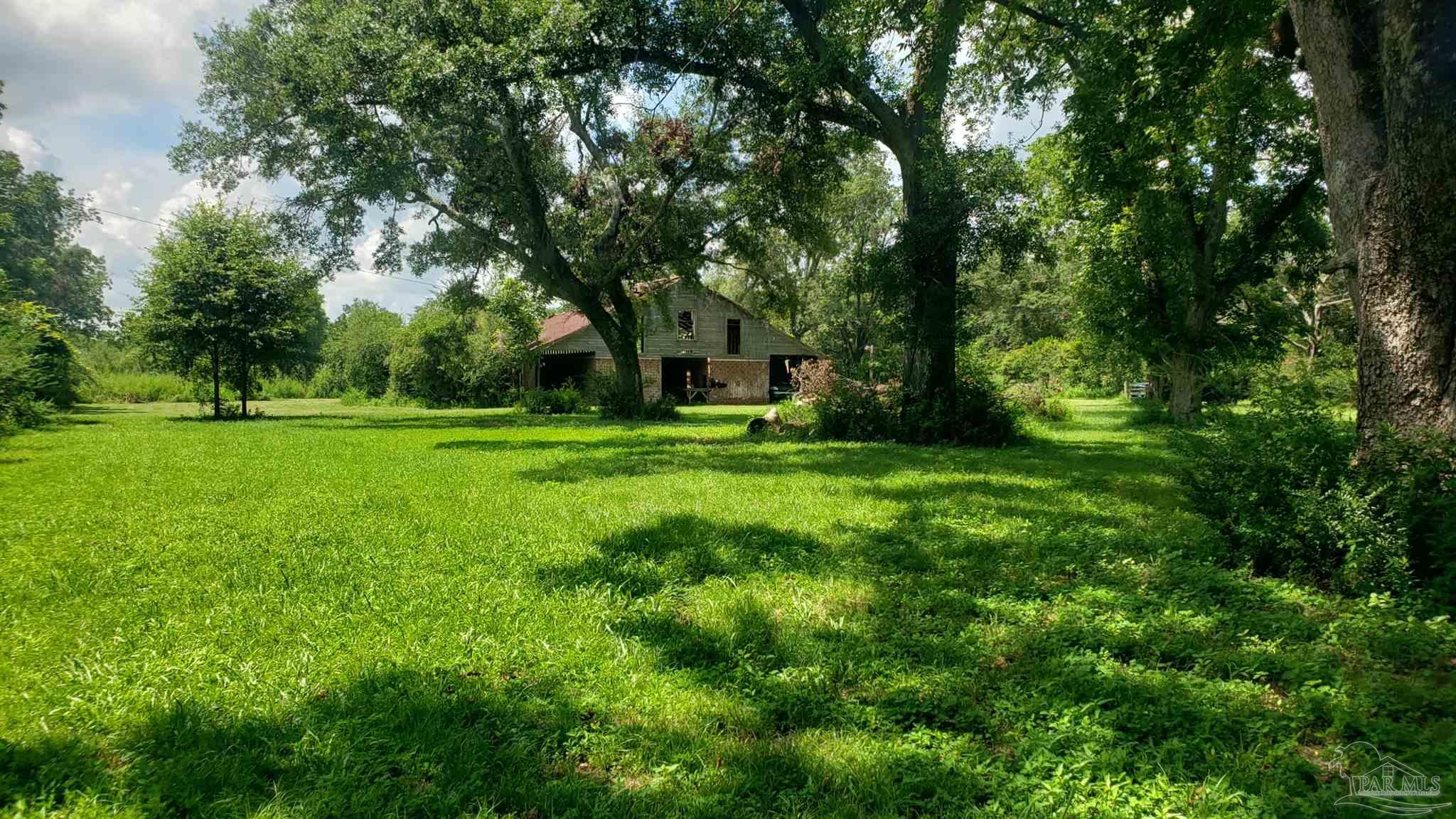 6904 George Leonard Road Milton, FL 32570 - Photo 10 of 12 Gallery Image 10