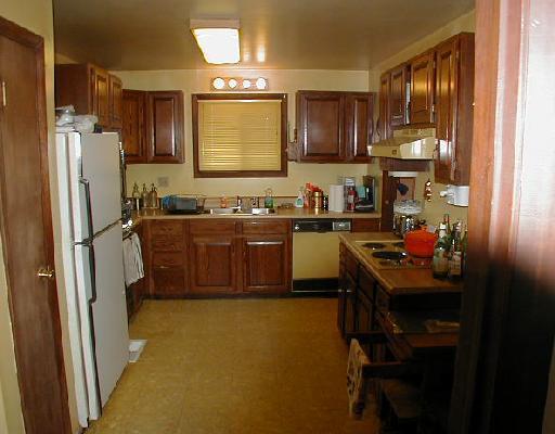 6 South Petrie Road Coraopolis, PA 15108 - Photo 4 of 8 Kitchen. Eat in kitchen includes appliances
