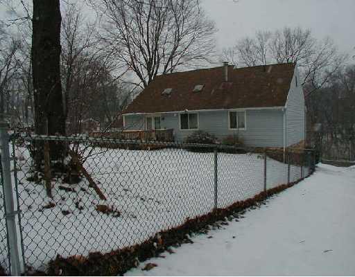 6 South Petrie Road Coraopolis, PA 15108 - Photo 8 of 8 Yard/Garden.