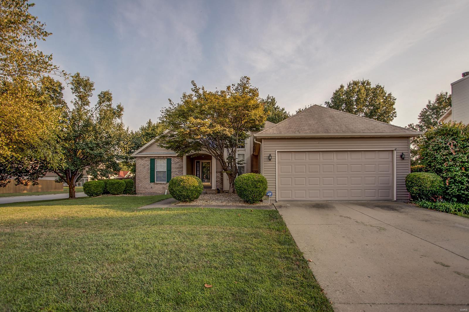 3240 Hunters Way Shiloh, IL 62221 - Photo 1 of 31 Gallery Image 1
