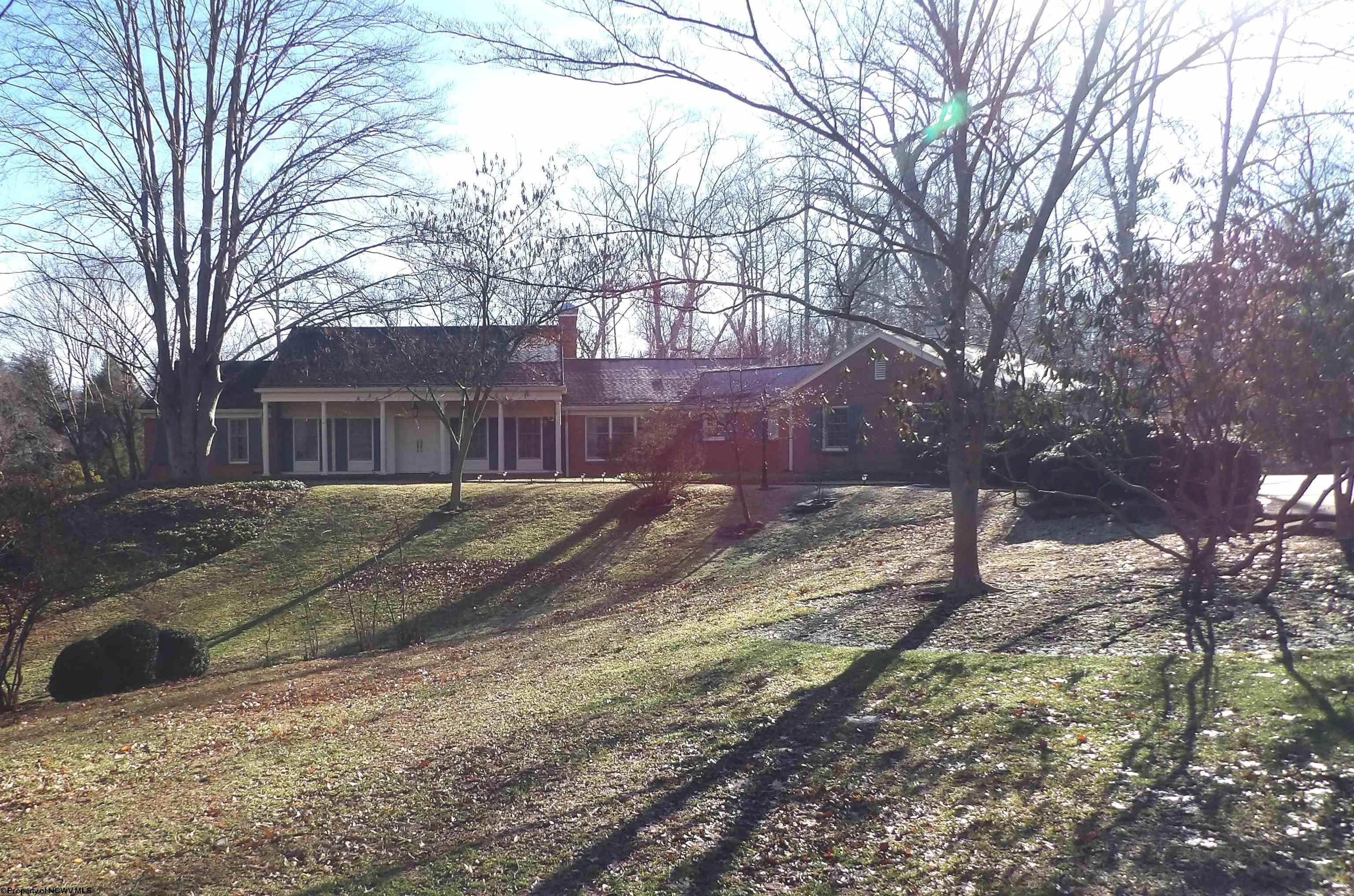 1067 Country Club Road Clarksburg, WV 26301 - Photo 3 of 5 Gallery Image 3