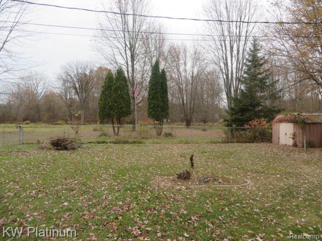 49400 Callens Road Chesterfield, MI 48047 - Photo 6 of 38