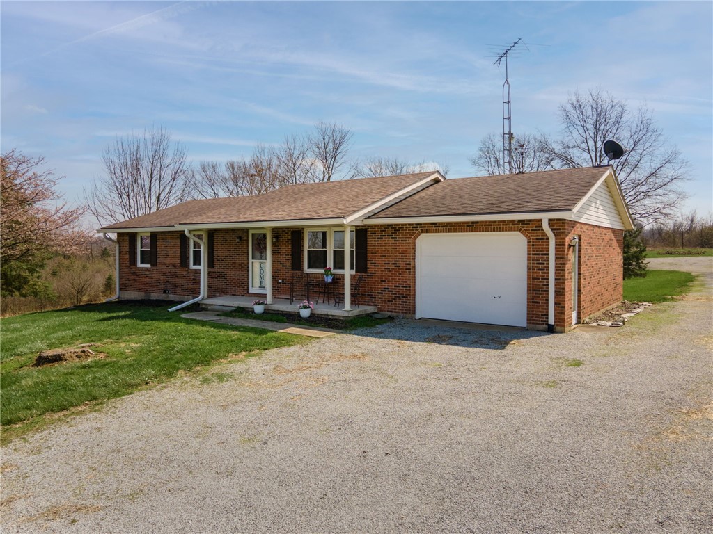 877 Rush Road New Madison, OH 45346 - Photo 3 of 25