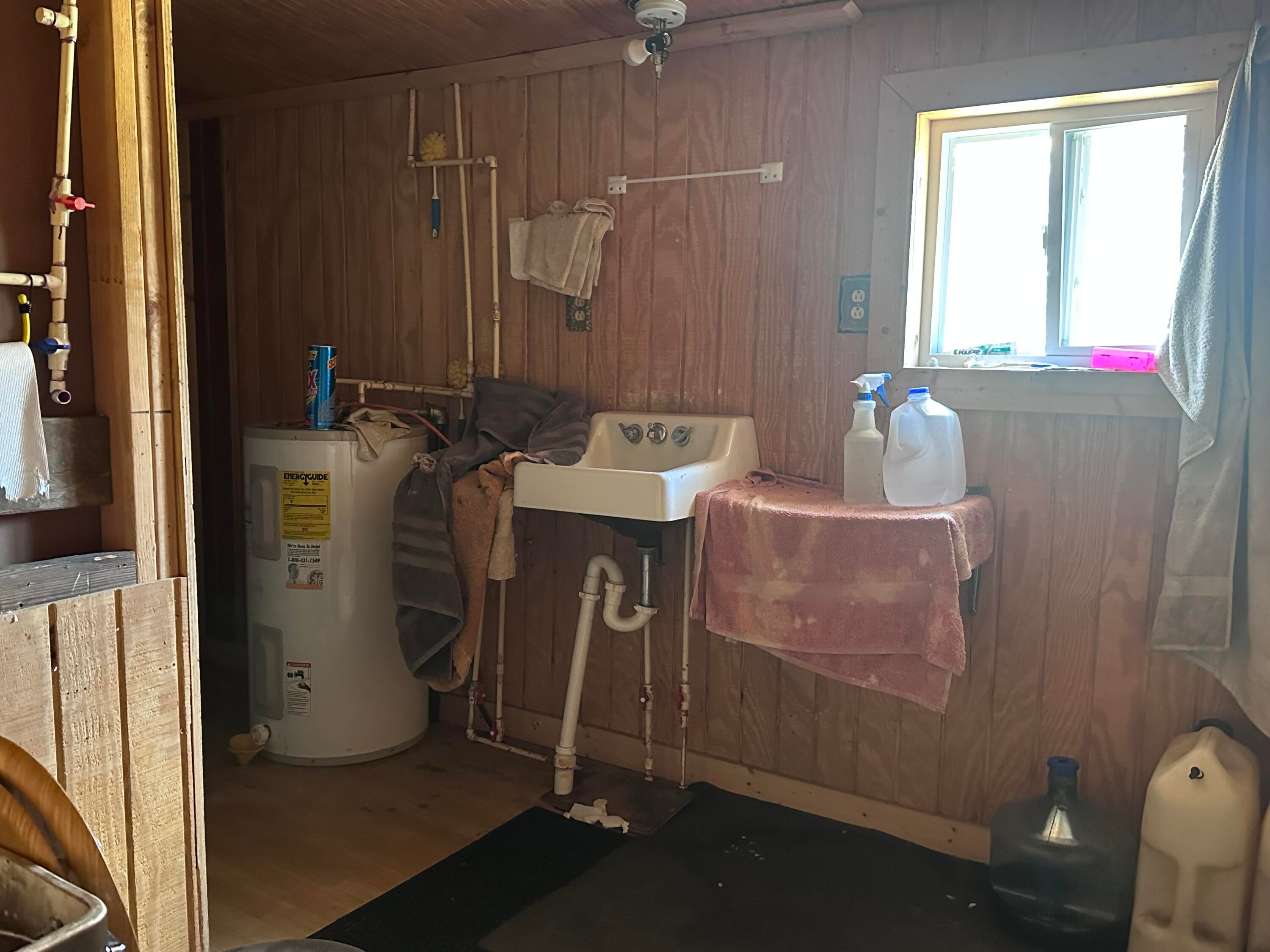 3666 Old State Road Mio, MI 48647 - Photo 18 of 28 bathroom