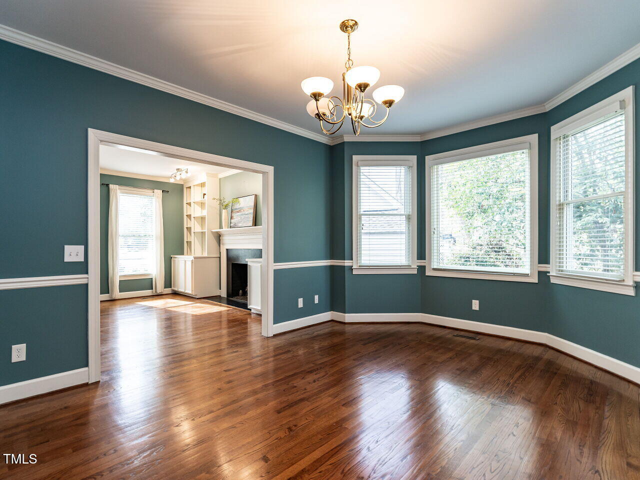 2512 Winterbury Court Raleigh, NC 27607 - Photo 10 of 34 010-1280x960-dining-room