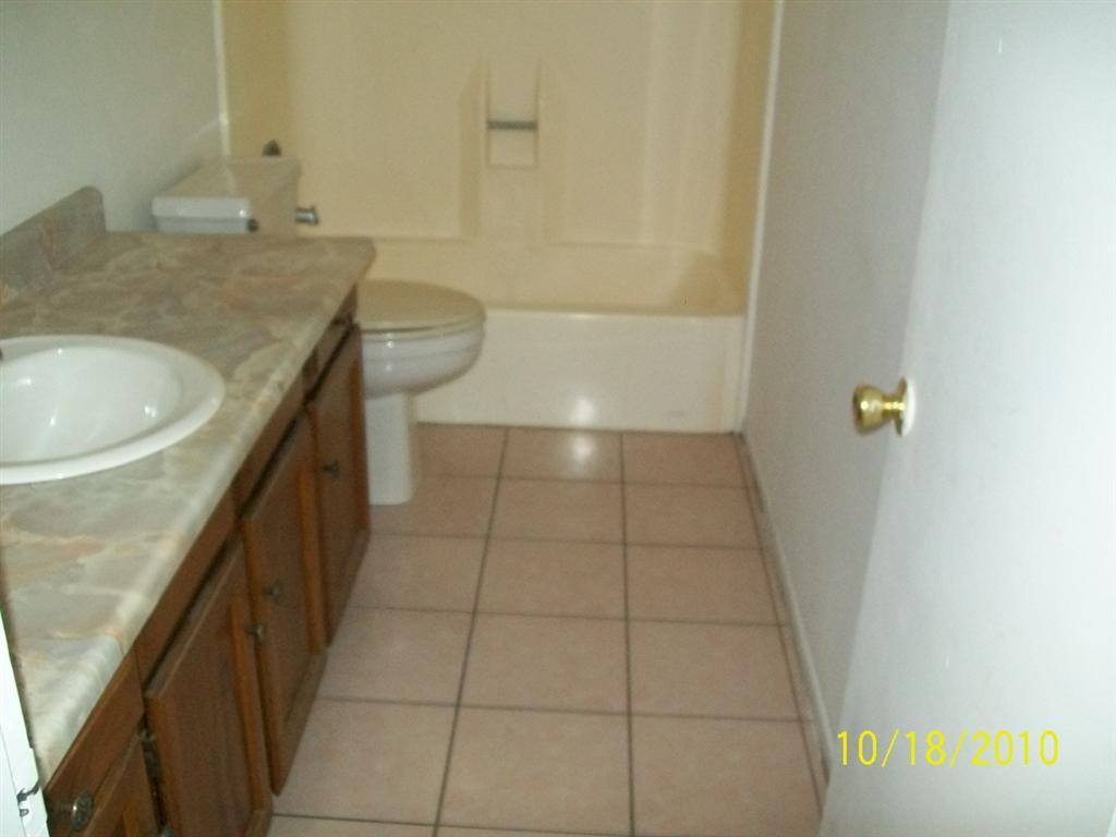 5228 West Coronado Road Phoenix, AZ 85035 - Photo 8 of 10 C:\fakepath\Picture 032 (Large)