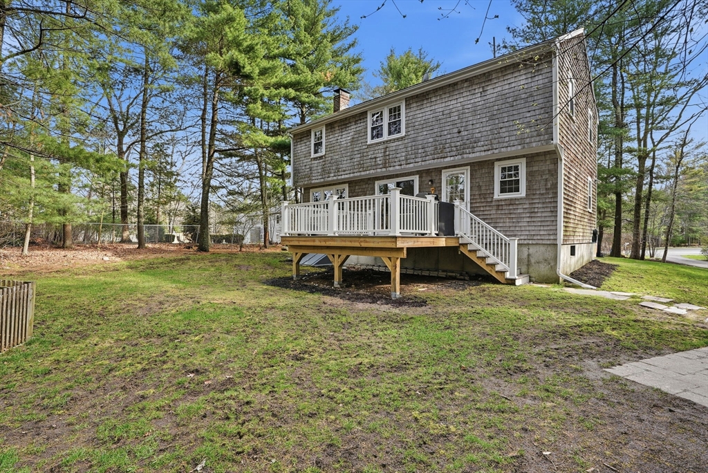 111 Brook Bend Road Hanover, MA 02339 - Photo 21 of 26