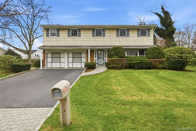 $799,000 | 16 Pantzer Street, Smithtown, NY 11787