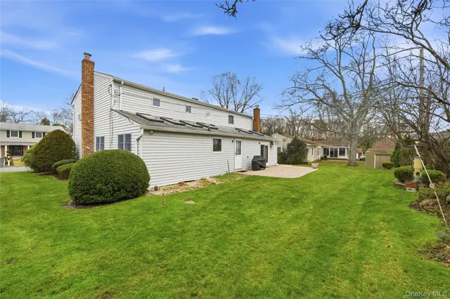 $799,000 | 16 Pantzer Street, Smithtown, NY 11787