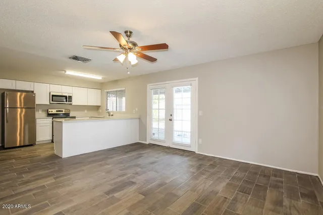 $1,910 | 17833 North 49th Avenue, Glendale, AZ 85308