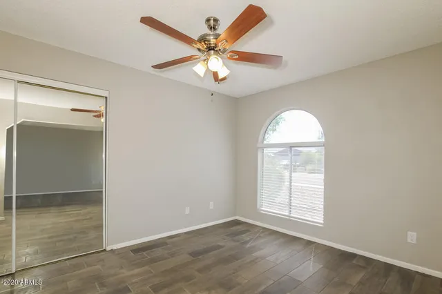 $1,910 | 17833 North 49th Avenue, Glendale, AZ 85308