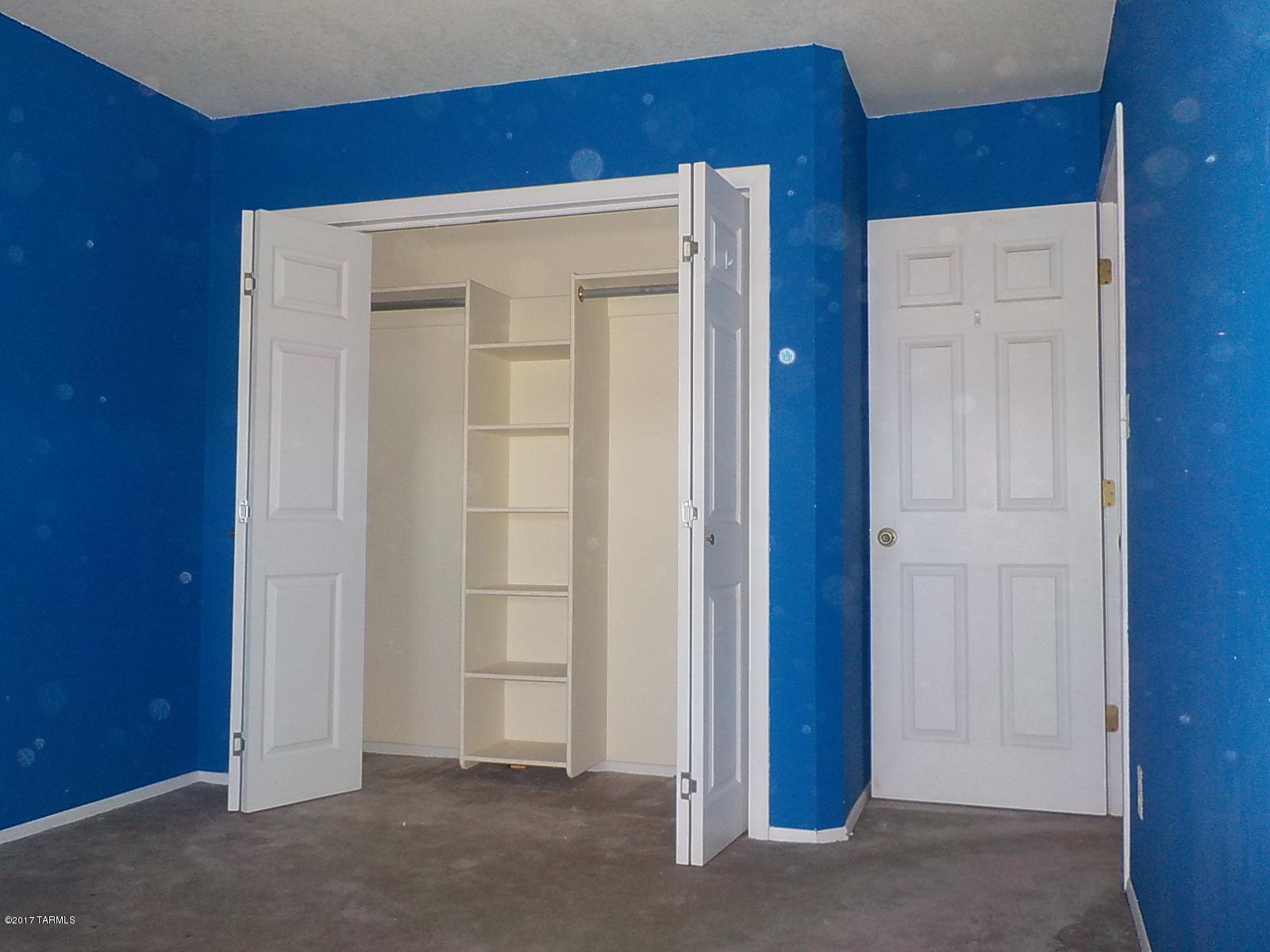 338 Taylor Road Willcox, AZ 85643 - Photo 14 of 21 a view of an empty room