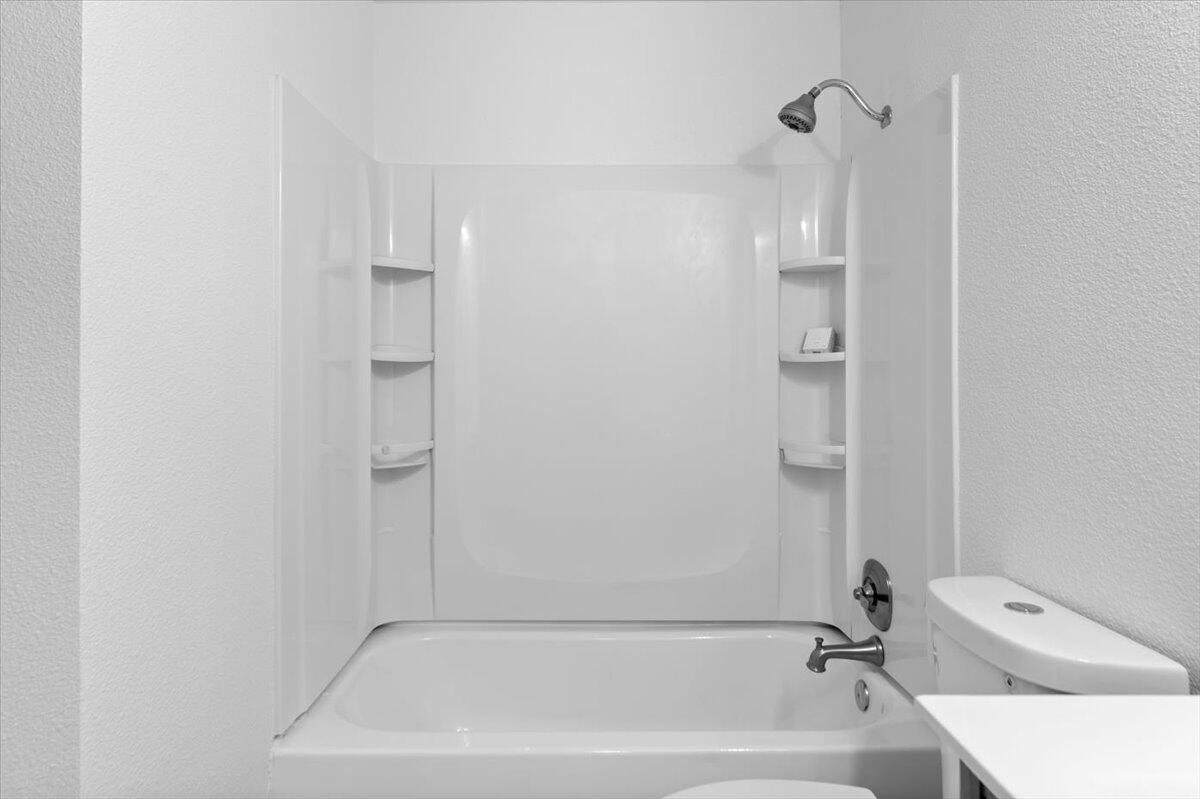 1118 4th Street Redding, CA 96002 - Photo 16 of 18 11-1118 4th St I-2