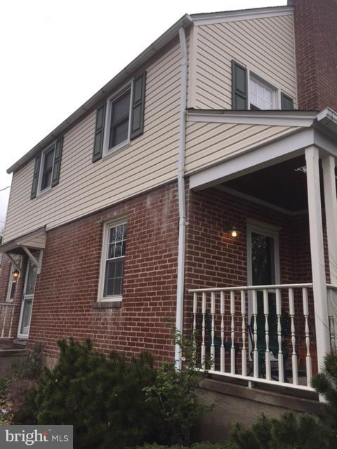 3014 Dunmurry Road Baltimore, MD 21222 - Photo 3 of 24 a view of a house