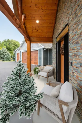 $1,499,000 | 29430 Endress Way, Cannon Falls, MN 55009