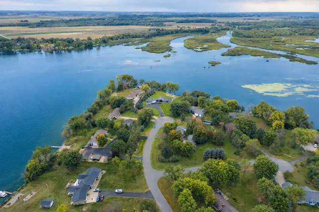 $1,499,000 | 29430 Endress Way, Cannon Falls, MN 55009