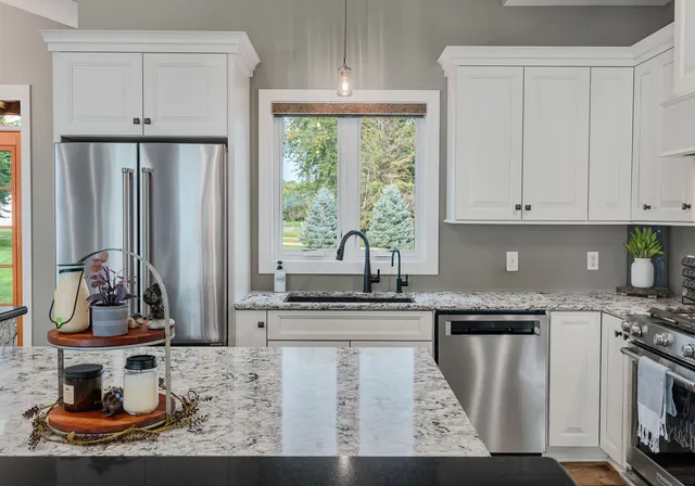 $1,499,000 | 29430 Endress Way, Cannon Falls, MN 55009