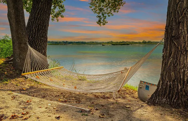 $1,499,000 | 29430 Endress Way, Cannon Falls, MN 55009