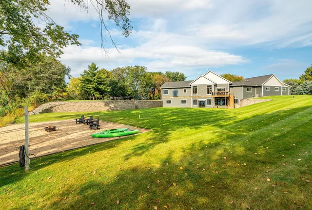 $1,499,000 | 29430 Endress Way, Cannon Falls, MN 55009