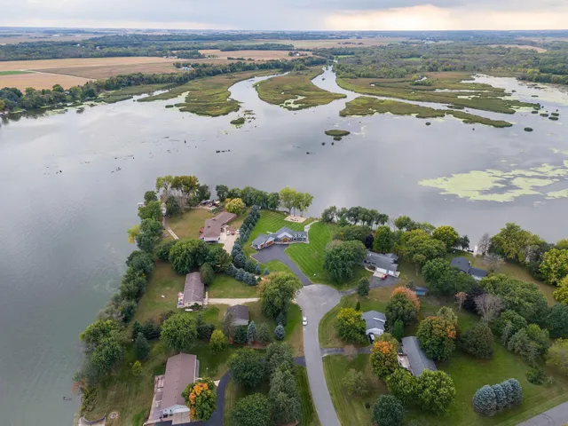 $1,499,000 | 29430 Endress Way, Cannon Falls, MN 55009