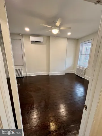 $2,400 | 41 West 5th Street, Unit 1, New Castle, DE 19720