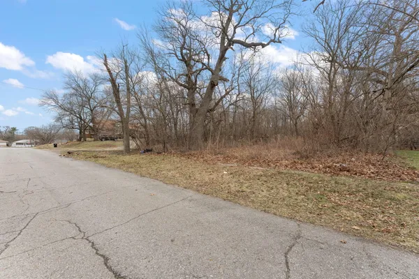 $20,000 | 1033 East 41st Place, Gary, IN 46409