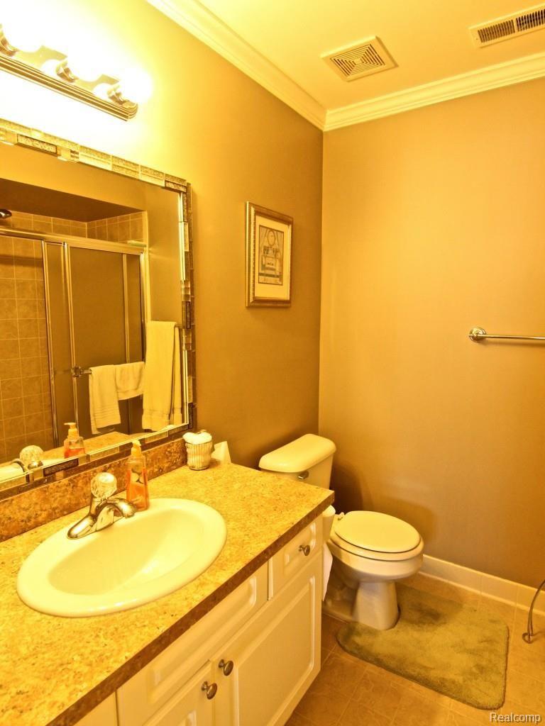 3408 Tremonte Circle Rochester, MI 48306 - Photo 18 of 31 IMG_1096.jpg