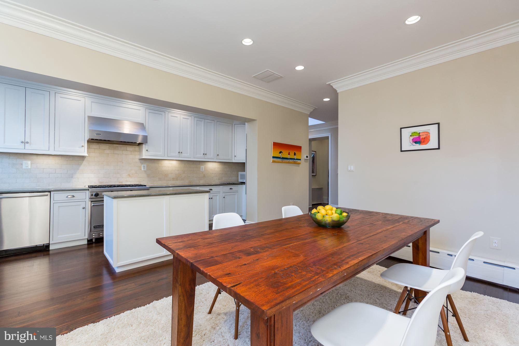 3007 P Street Northwest Washington, DC 20007 - Photo 8 of 27 Eat-in kitchen family room